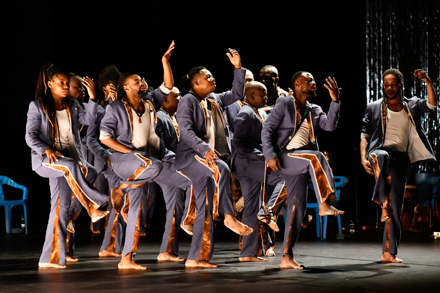 bloggif 69037d9006d98