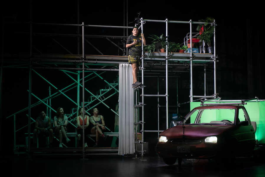 bloggif 69134cd02c128