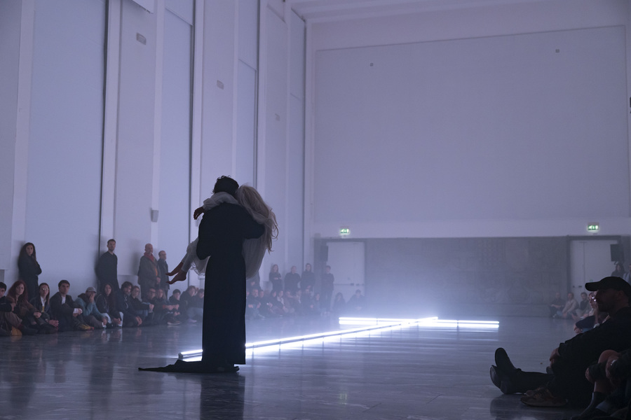 bloggif 69e75059be175